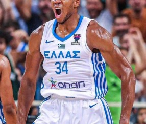 爱游戏体育-字母哥在切尔西比赛中回归赛场，势不可挡引发热议！的简单介绍