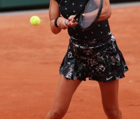 AYX-阿扎伦卡迎来五赛季高光表现，西班牙队球迷沸腾！的简单介绍